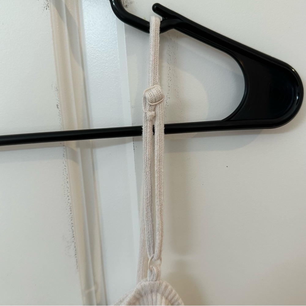 XL Express Cream Ribbed Tank - Picture 7 of 7